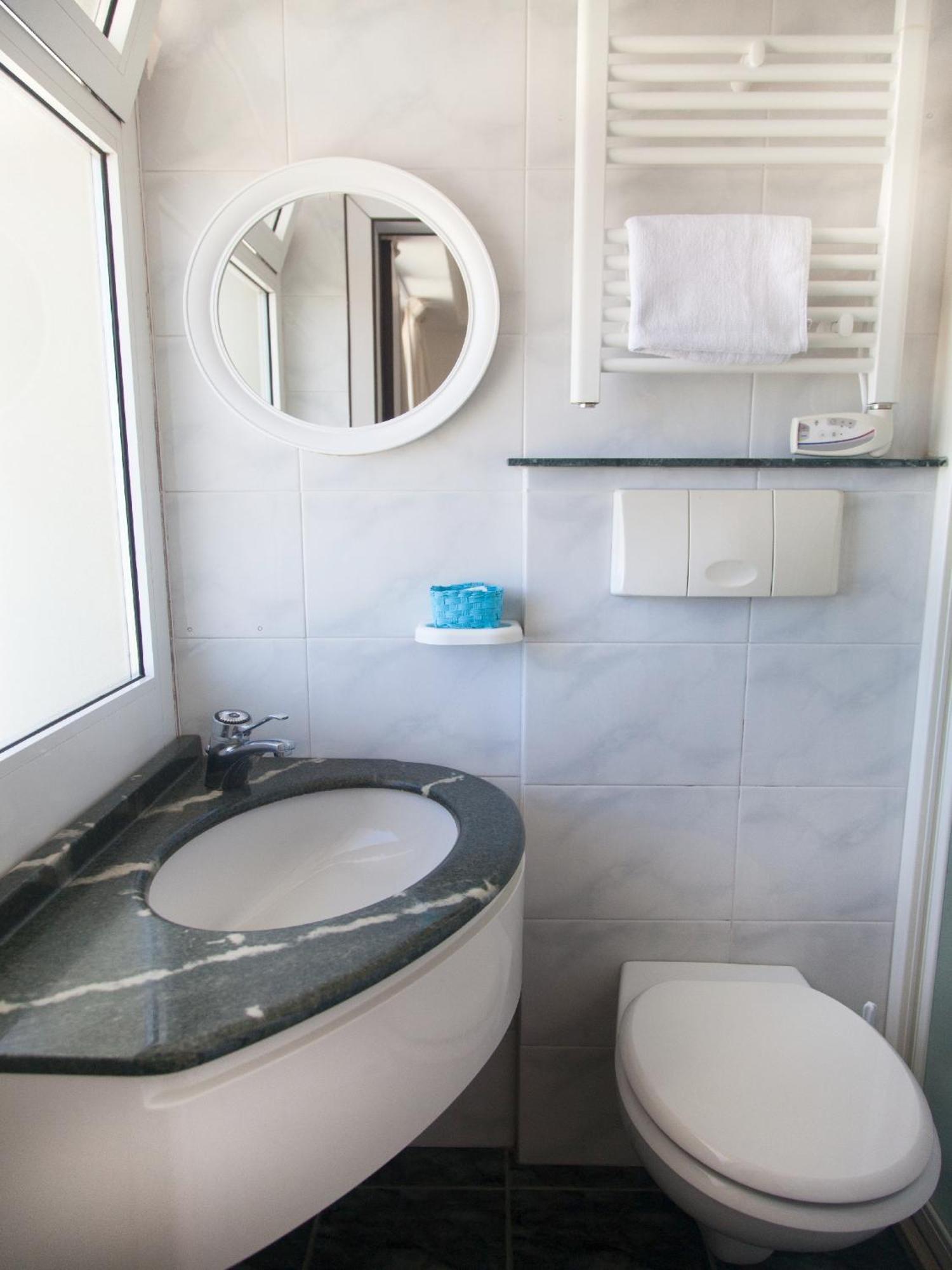 Economy Double or Twin Room
