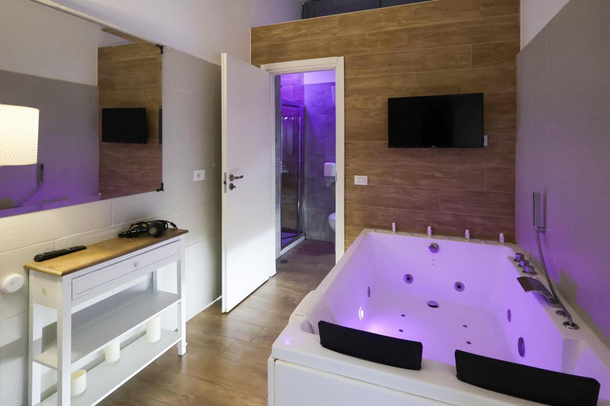 Suite Spa Bath