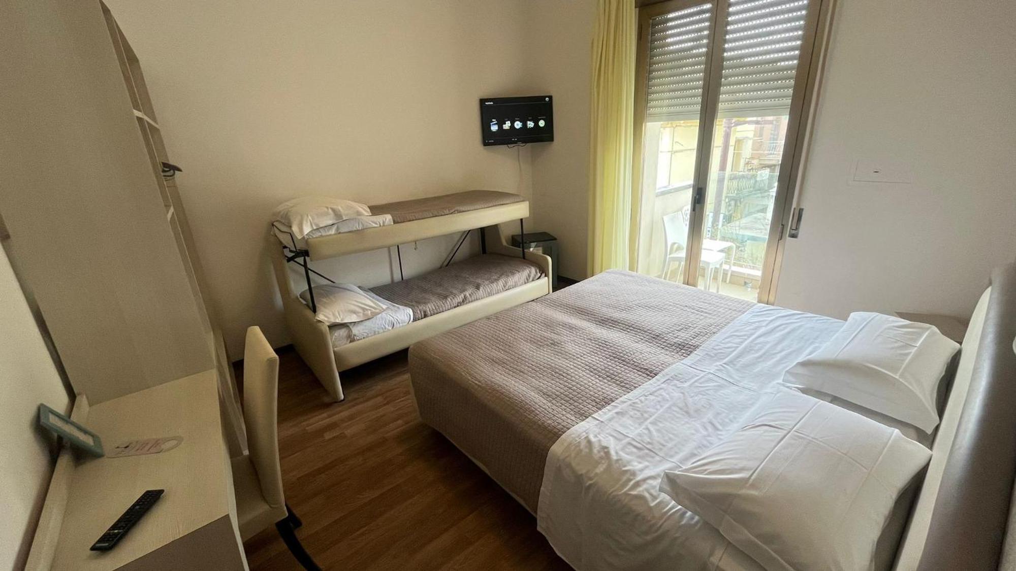 Standard Quadruple Room