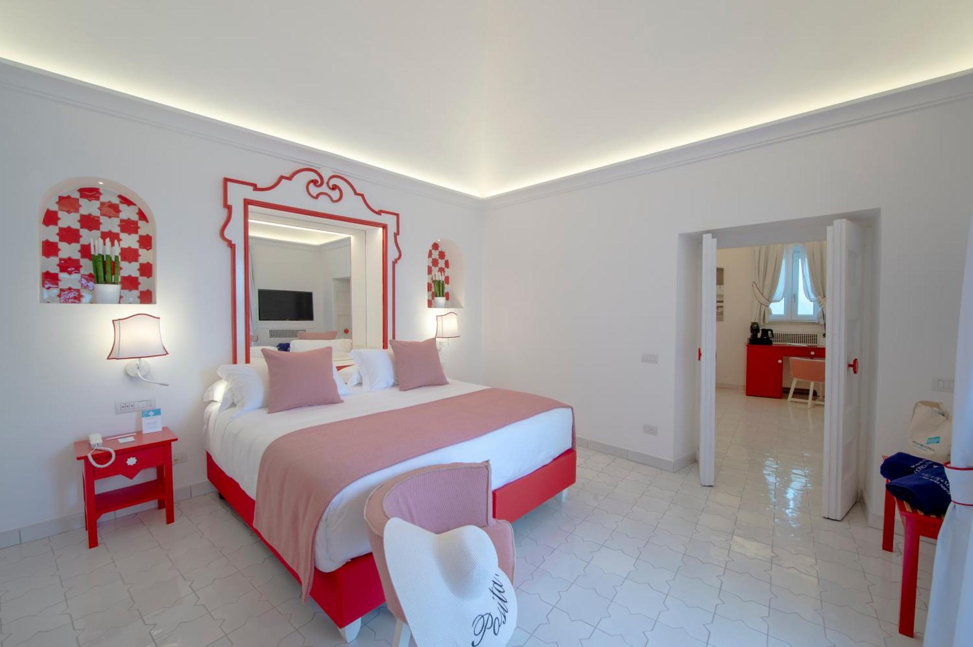 Deluxe Double or Twin Room with Sea View
