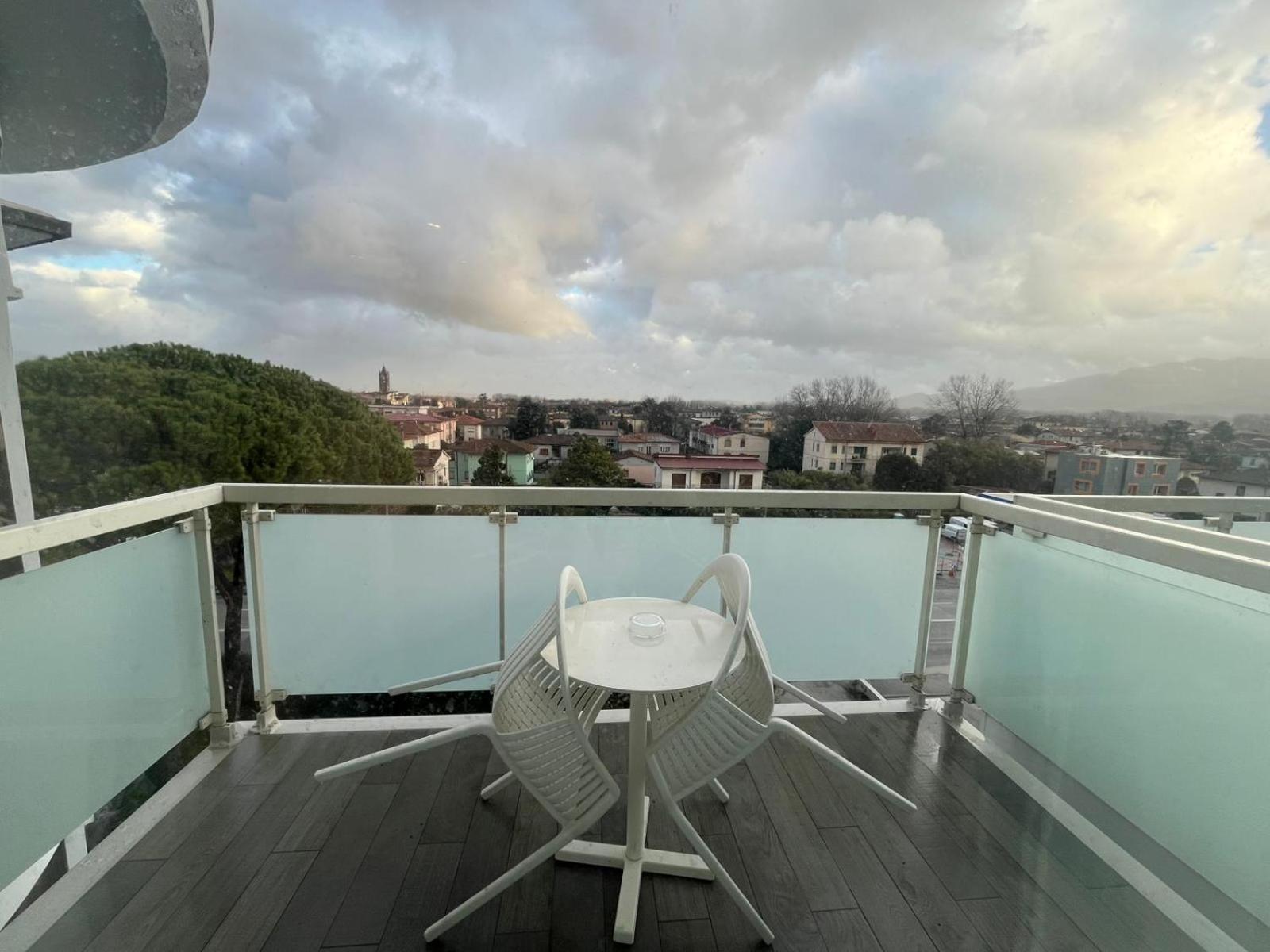 Luxe Kamer met 1 of 2 Bedden en Balkon