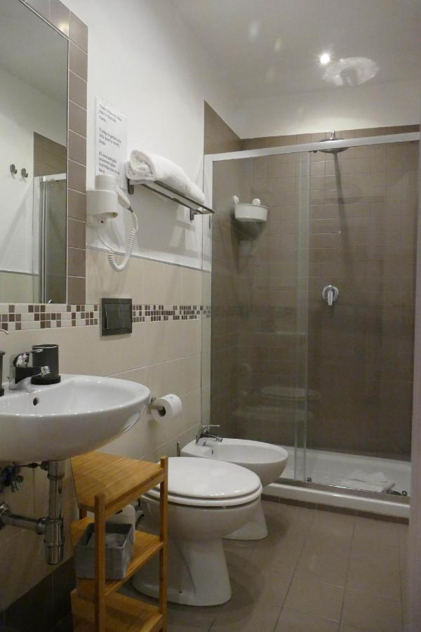 Eenpersoonskamer met Eigen Badkamer