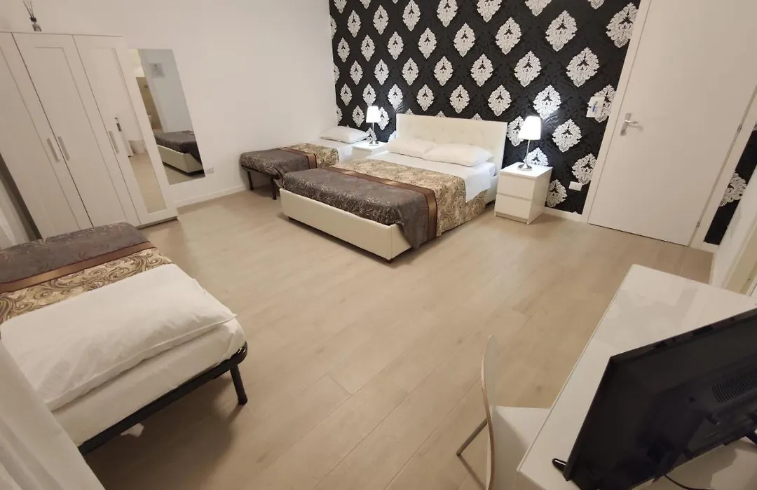 Sami Luxury Rooms 3 8 0 7 9 4 9 2 5 3-1
