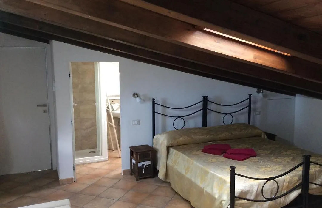 B&B Gente Di Mare-1