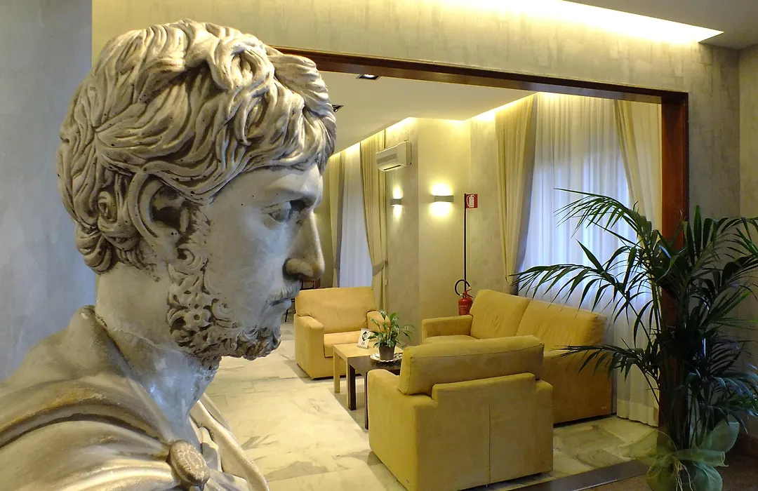 Hotel Consul-1