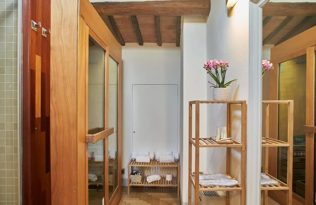 B&B Le Logge Luxury Rooms-1