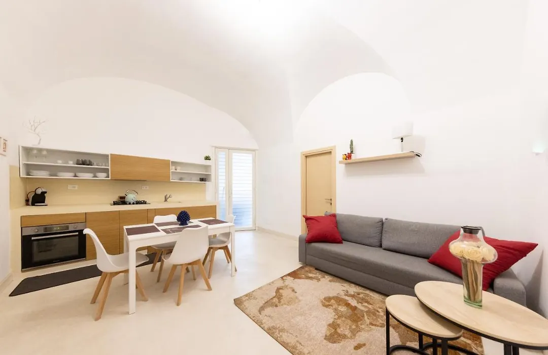 Cortile Bellini-1