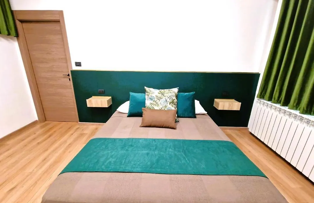 B&B One-1