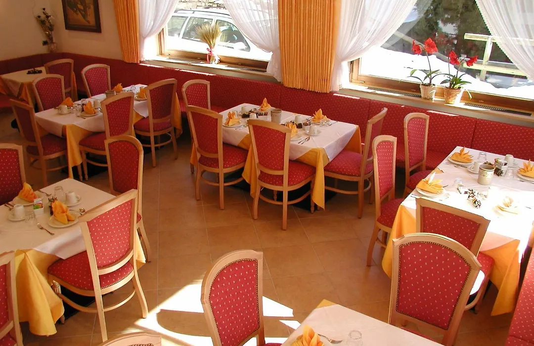 Hotel Garni Ongaro-1