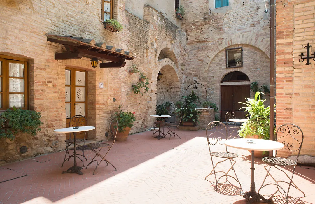 Residenza D'Epoca Palazzo Buonaccorsi-1
