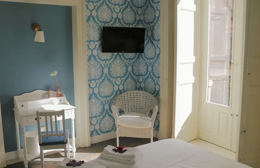 Aitna B&B-1