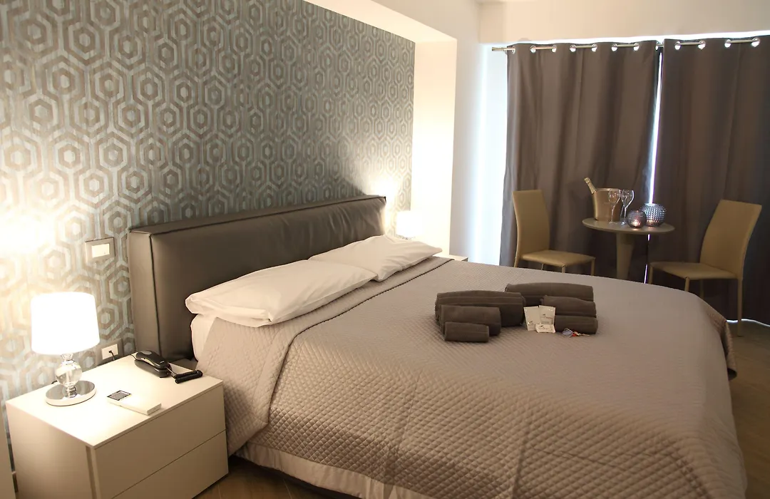 Luxury Rooms Garzilli-1