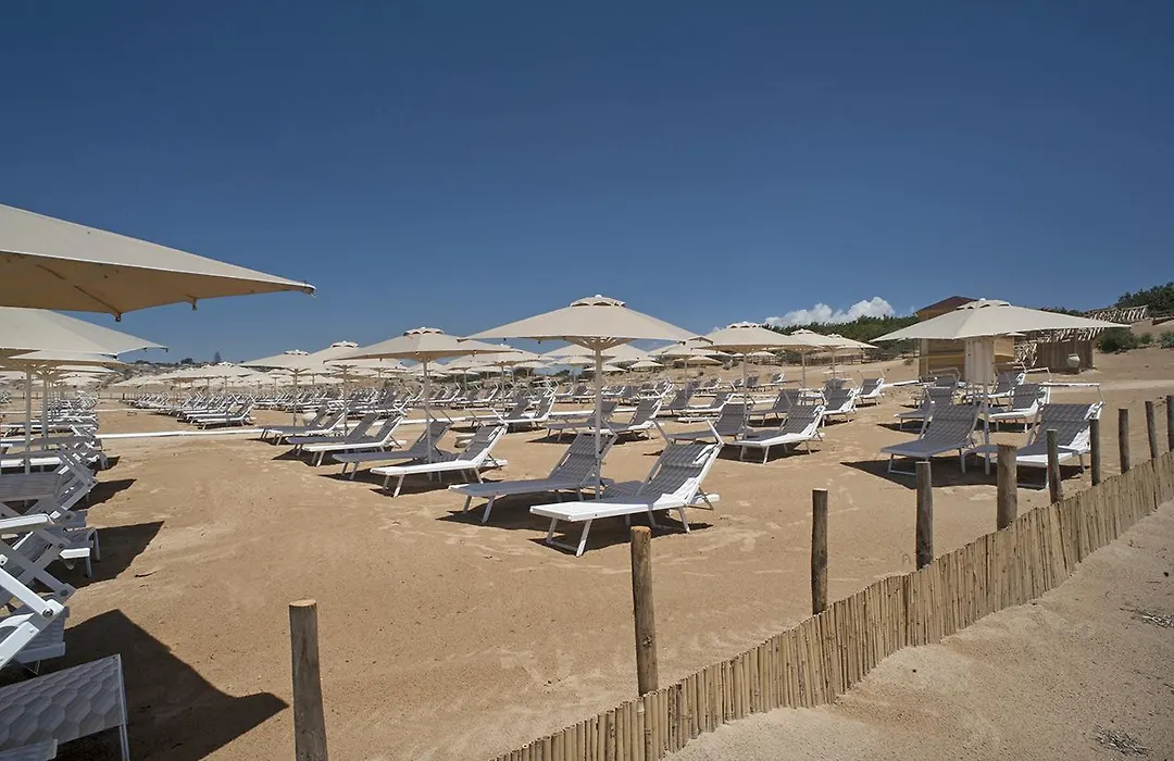 Modica Beach Resort-1