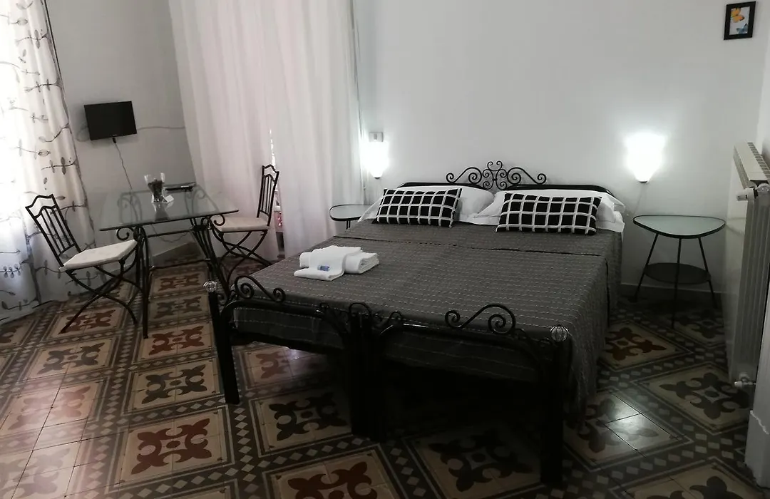 Aloi Rooms-1