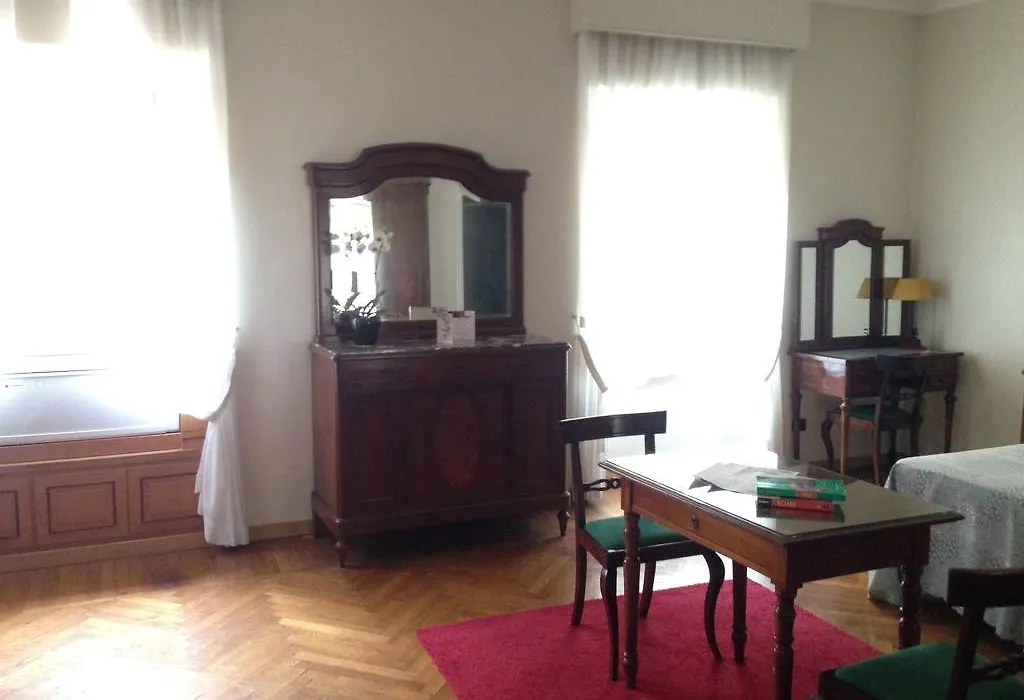 Hotel Suisse-1