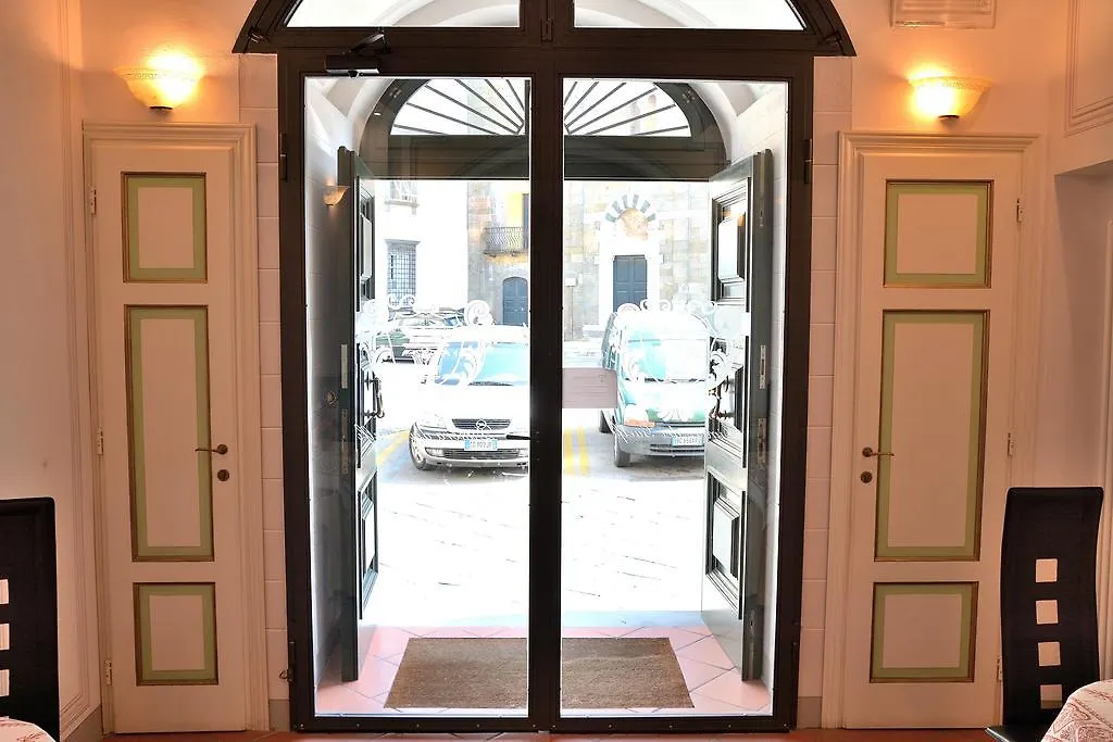 Dimora Dei Guelfi Luxury Rooms-1