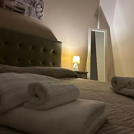 Lucia'S Rooms-2