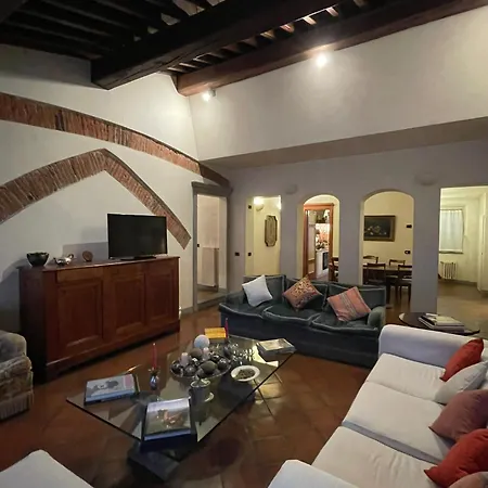 Rooms - Casa San Bernardino - Lucca Historic Center EstateGuard Group-3