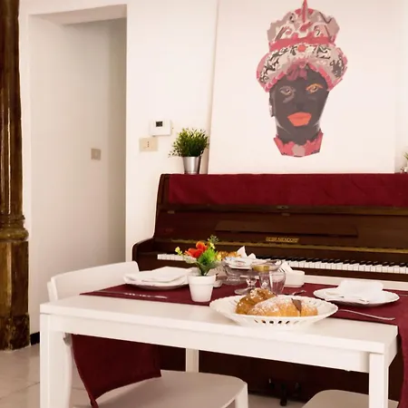 La Casa Del Moro-3