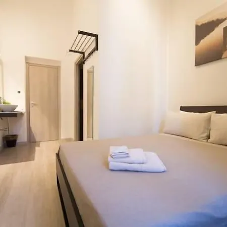 Romano Rooms-3