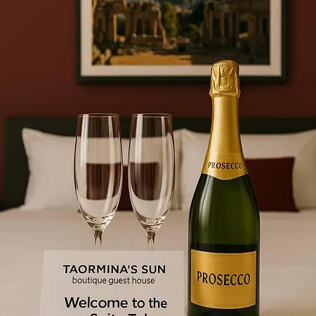 Taorminas Sun Central Rooms & Suites Whit Parking-2