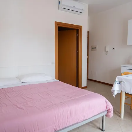 Residence Uno Studio&Suites-3