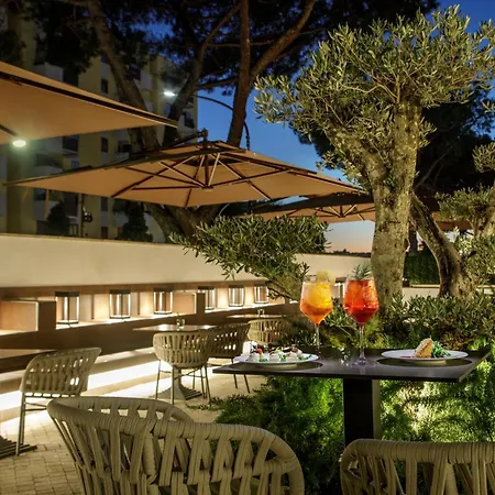 Hotel Shangri-La Roma By Omnia Hotels-3