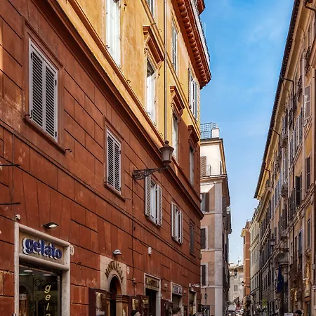 Bq House Trevi Luxury Rooms-2