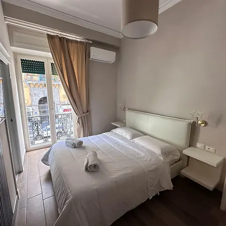 Parthenope Rooms-3