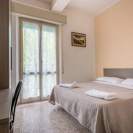 Hotel Britta-2