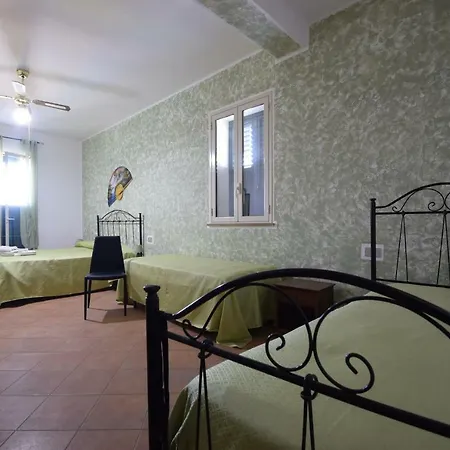 Alba Tra I Pini B&B-2