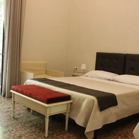 Umberto House Catania-3